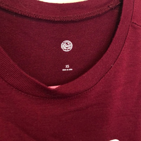 Red tank top - Picture 2 of 3